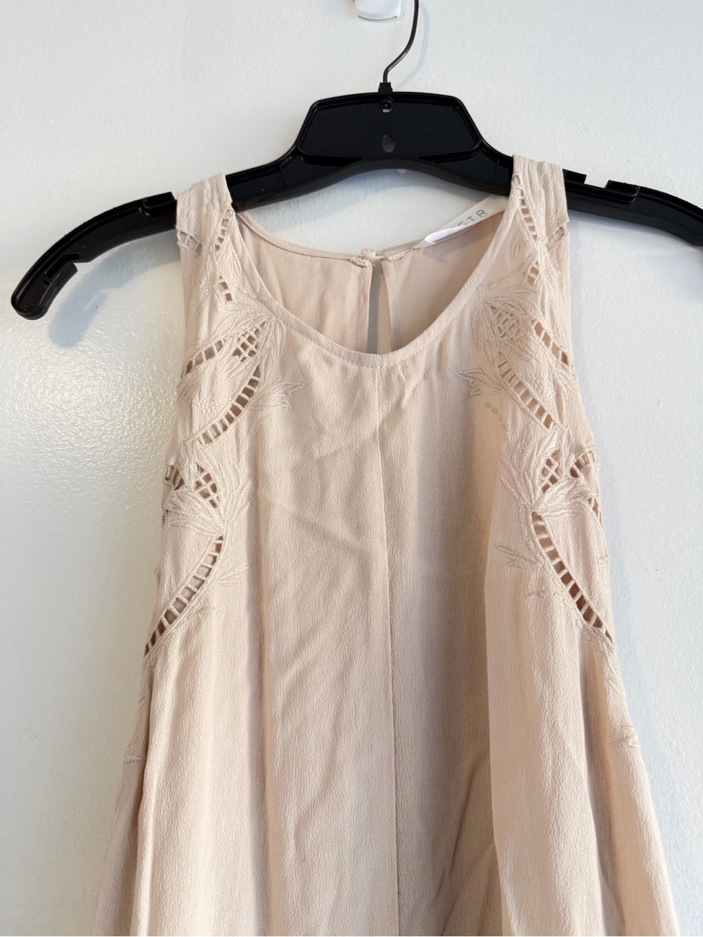 ASTR The Label Cream Embroidered Side Tie Lace Up Maxi Dress Small 8550 - Picture 8 of 13